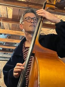 Stephen Hu : Musician